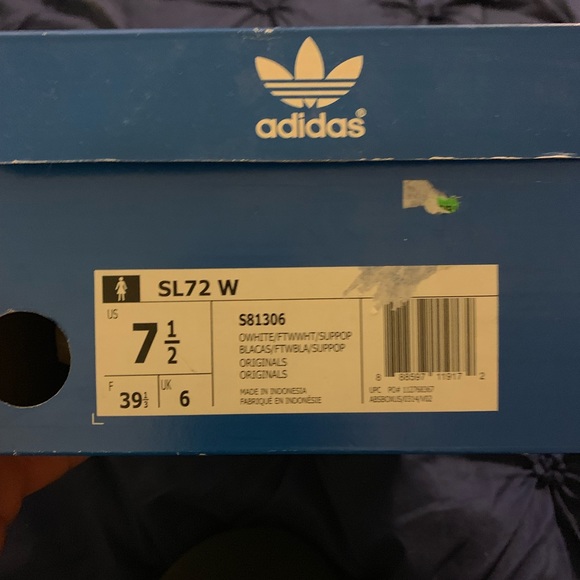 Adidas size 7.5 brand new in a box - Picture 5 of 5
